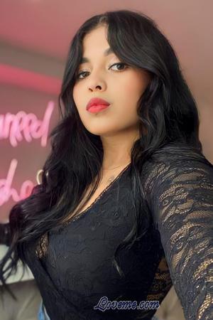 217496 - Yendy Age: 24 - Colombia
