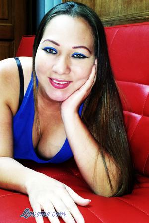 141769 - Paula Age: 39 - Costa Rica