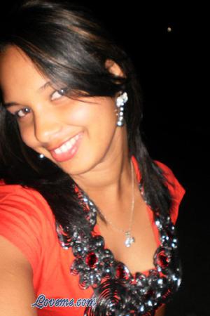 145973 - Carolyn Age: 30 - Dominican Republic