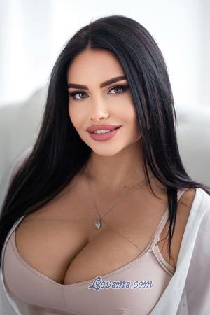 213191 - Viktoriia Age: 26 - Ukraine