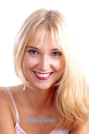 55715 - Olga Age: 32 - Ukraine