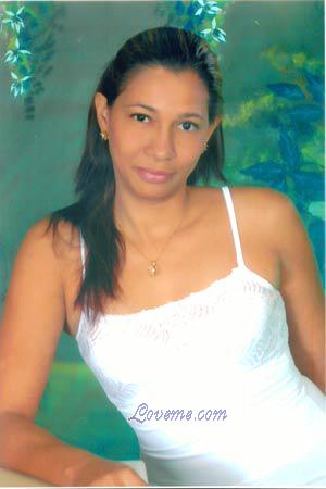 77737 - Ana Age: 42 - Colombia
