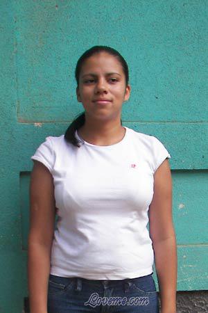 82098 - Heydi Age: 25 - Nicaragua