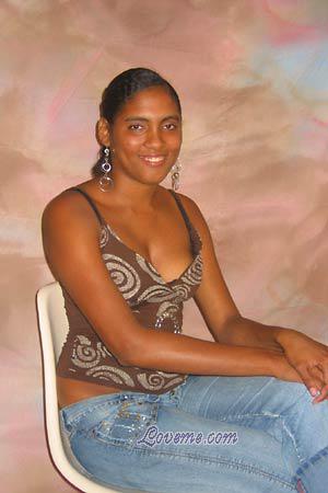 84330 - Katherine Age: 26 - Colombia