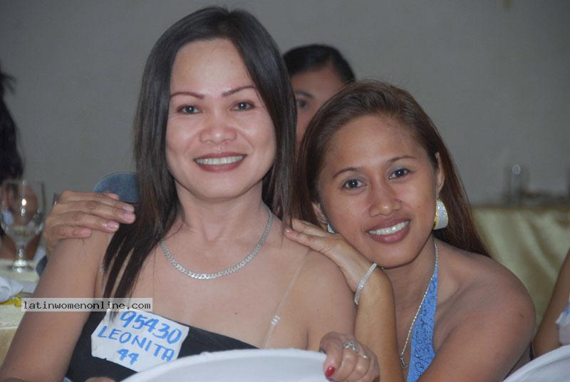 Philippines-women-5677